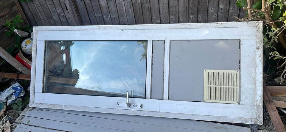 Illustration comparing older uPVC door with single locking point to a modern multi point system